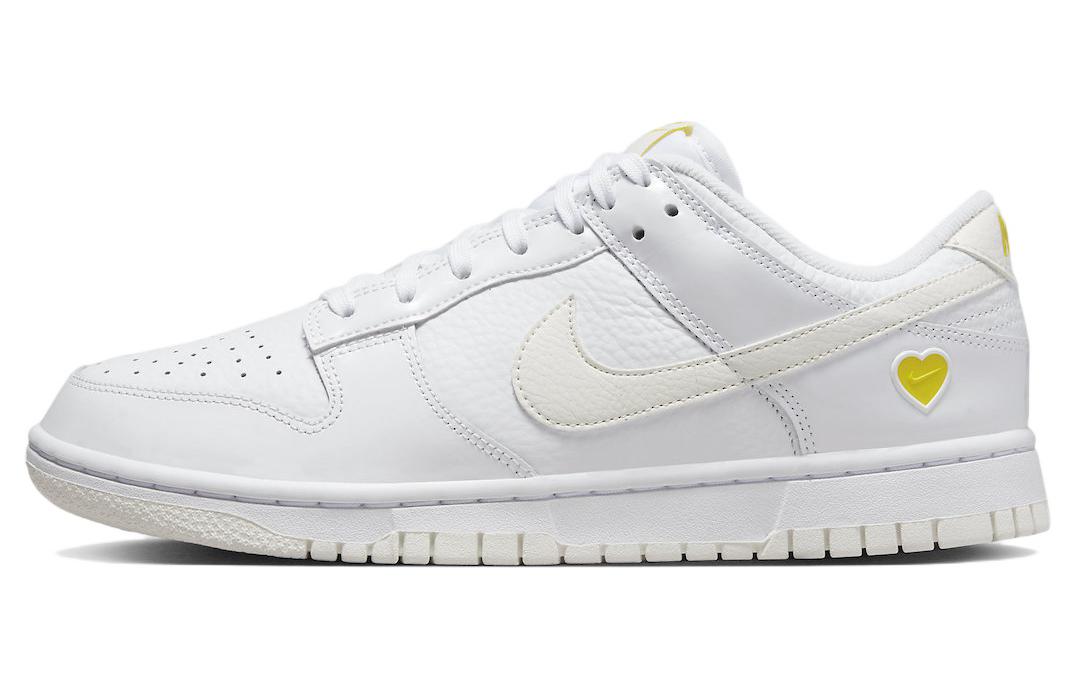ナイキ Nike Dunk Low Valentine's Day Yellow Heart FD0803-100 スニーカー レディース