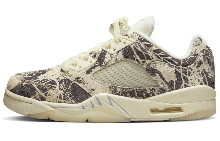 エアジョーダン Air Jordan 5 Retro Low Expression バスケットシューズ レディース