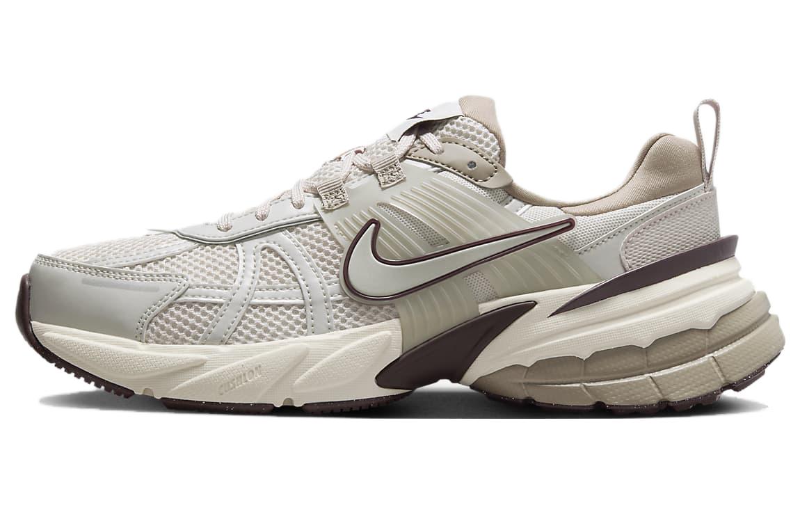 ナイキ Nike V2K Run Light Orewood Brown FD0736-103 スニーカー レディース
