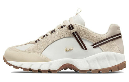 ナイキ Nike Jacquemus x エアフュマラ LX Air Humara LX スニーカー レディース