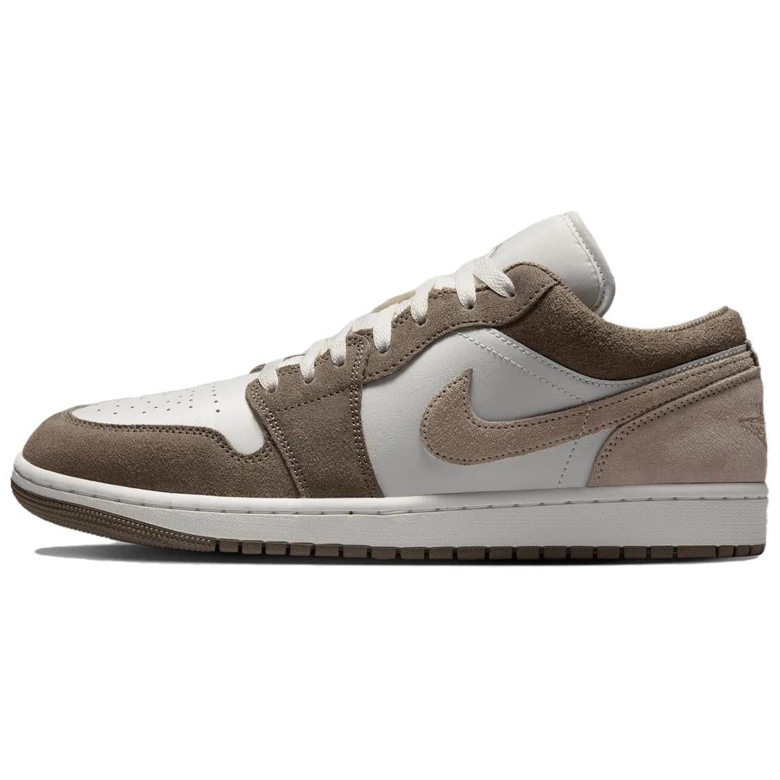ジョーダン Jordan Air Jordan 1 Low スニーカー ユニセックス