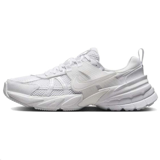 ナイキ Nike V2K Run ランニングシューズ レディース