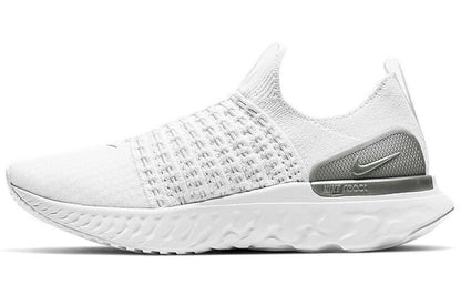 ナイキ Nike React Phantom Run Flyknit 2 スニーカー ウィメンズ