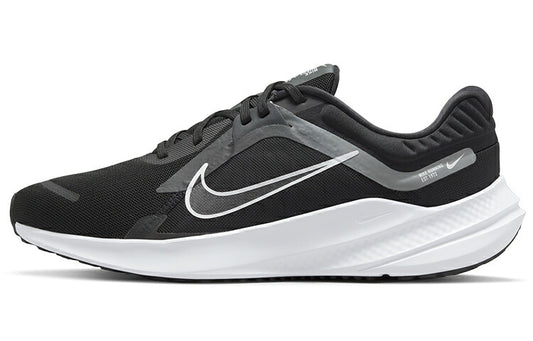 ナイキ Nike クエスト5 Quest 5 スニーカー メンズ