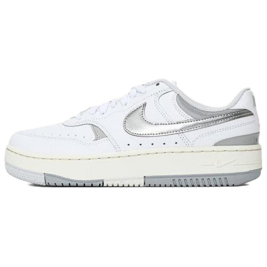 【新品・正規品・送料無料】ナイキ Nike スニーカー ウィメンズ 国内発送