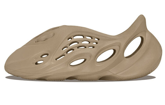 アディダス adidas Yeezy Foam RNR Clay Taupe GV6842 スニーカー メンズ
