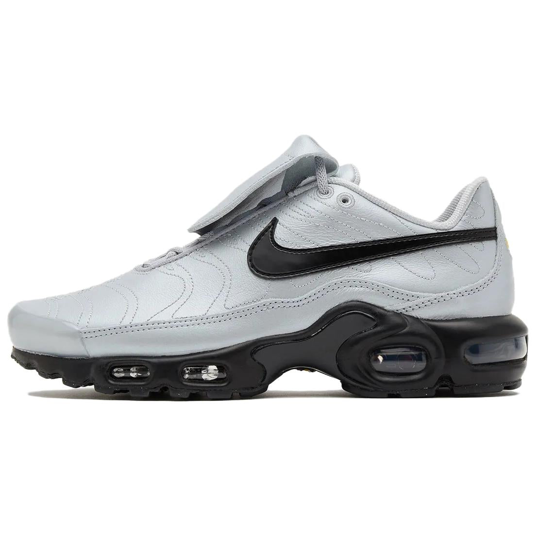 ナイキ Nike Air Max Plus Tiempo Wolf Grey Black HM6850-001 スニーカー メンズ